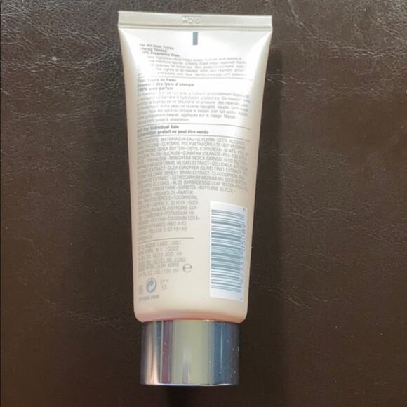 Clinique Moisture Surge Overnight Mask - Picture 4 of 5